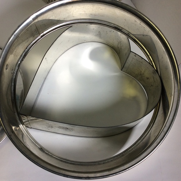 The Pampered Chef Springform Pan Set. - Picture 14 of 15